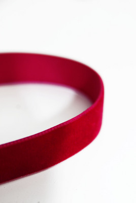 Blood red velvet choker 