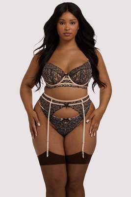 Skull embroidery peach suspender belt 