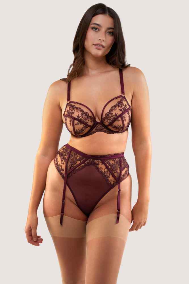 Cassia Wine  Suspender  